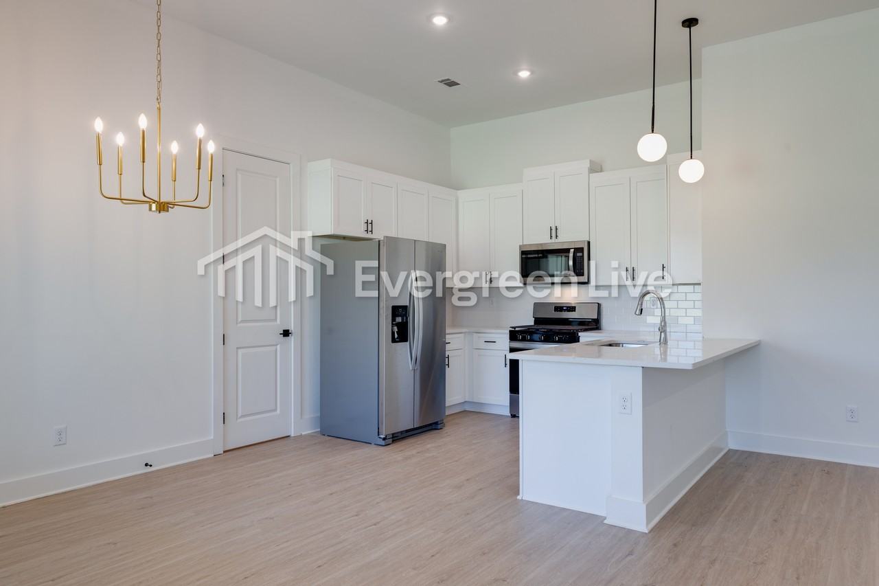4243 Mcswain Dr - Photo 2 of 28