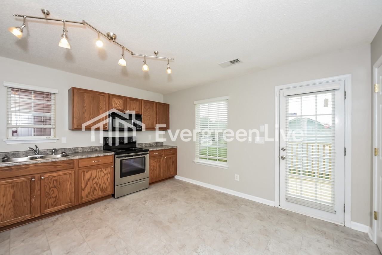 505 Scarlet Sage Ln - Photo 7 of 15