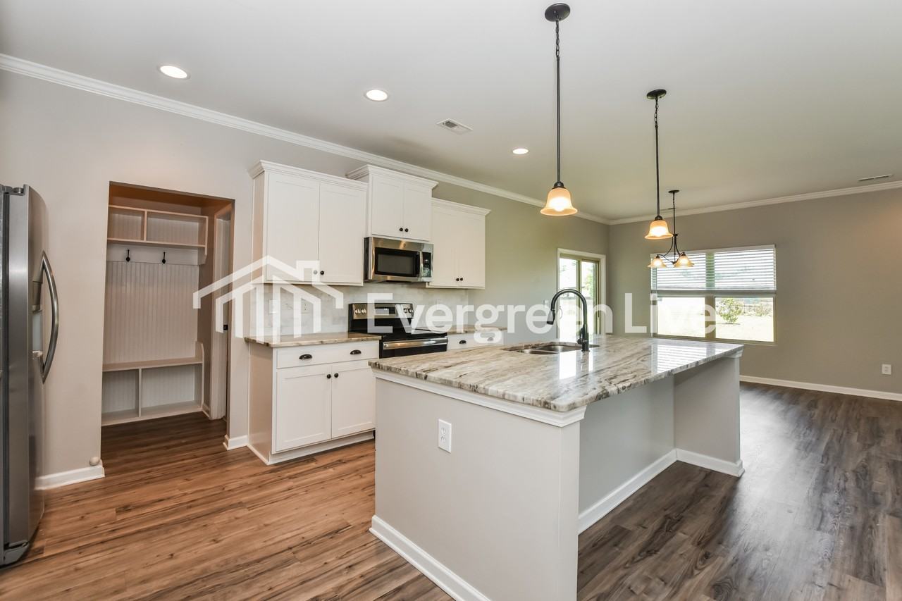 135 White Rock Dr - Photo 6 of 15