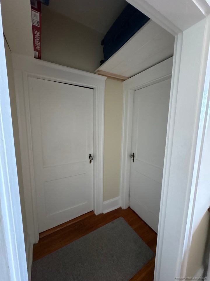 223 Essex St #44 - Photo 6 of 13