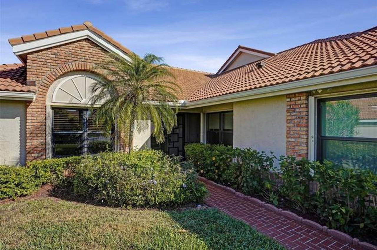 8486 Heather Pl - Photo 3 of 47