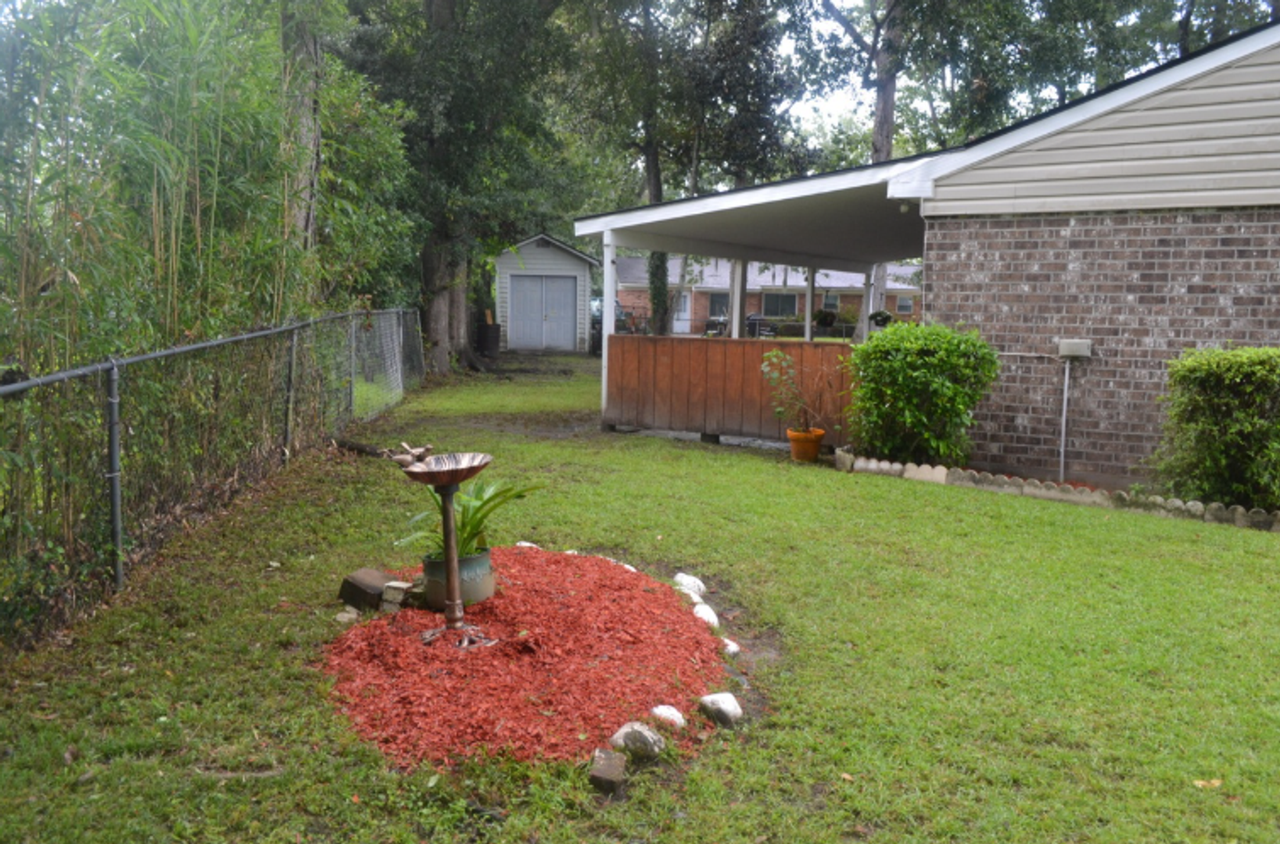 1992 Beechnut St - Photo 4 of 5