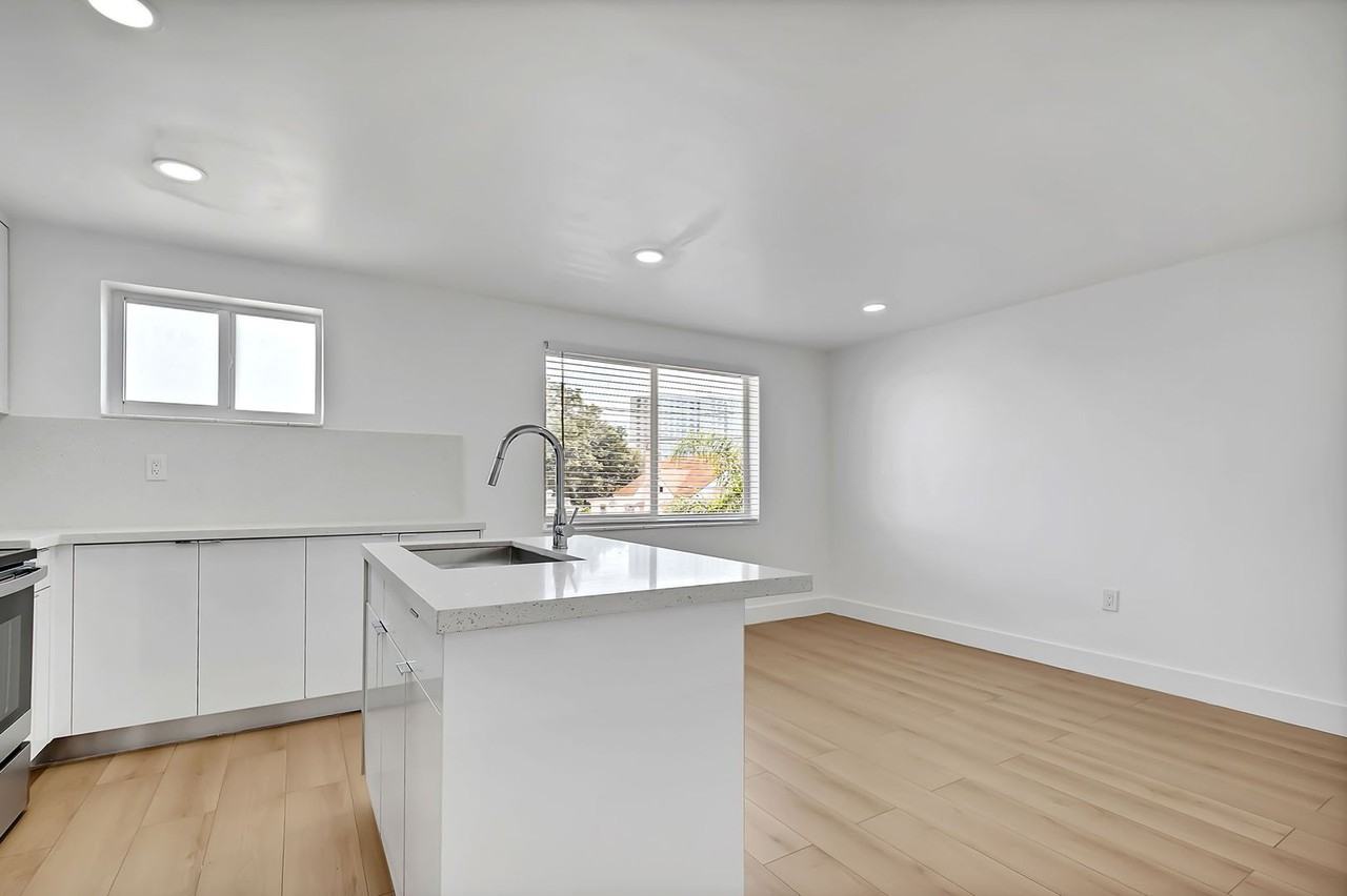 1632 Nw 16th Ter #6 - Photo 5 of 24