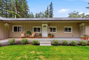 featured image of 1410 Se River Forest Rd