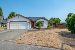 featured image of 418 Sw Erie Cir