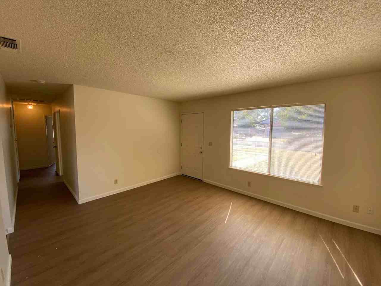 6804 Harlequin Way - Photo 4 of 19