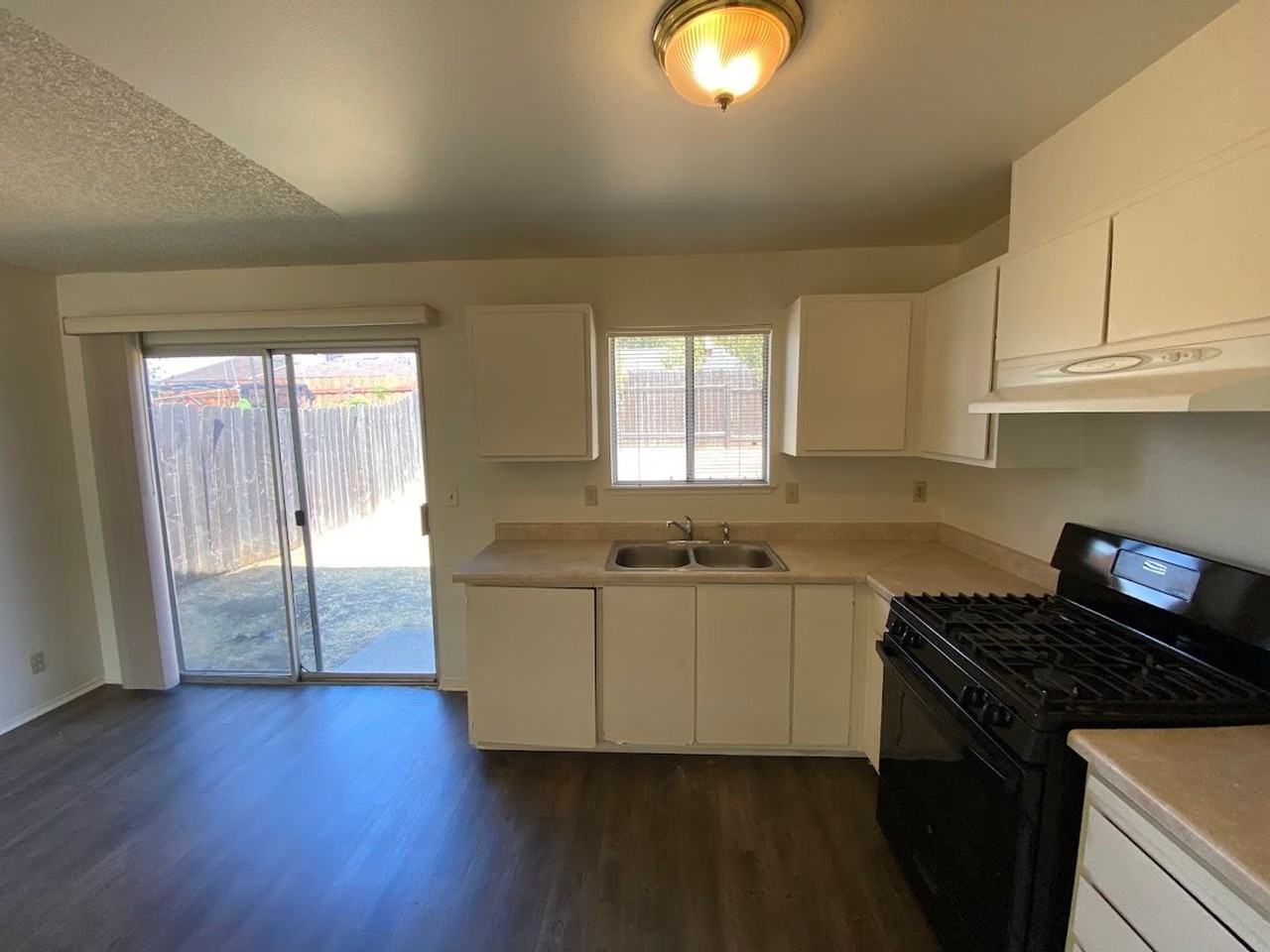6804 Harlequin Way - Photo 7 of 19