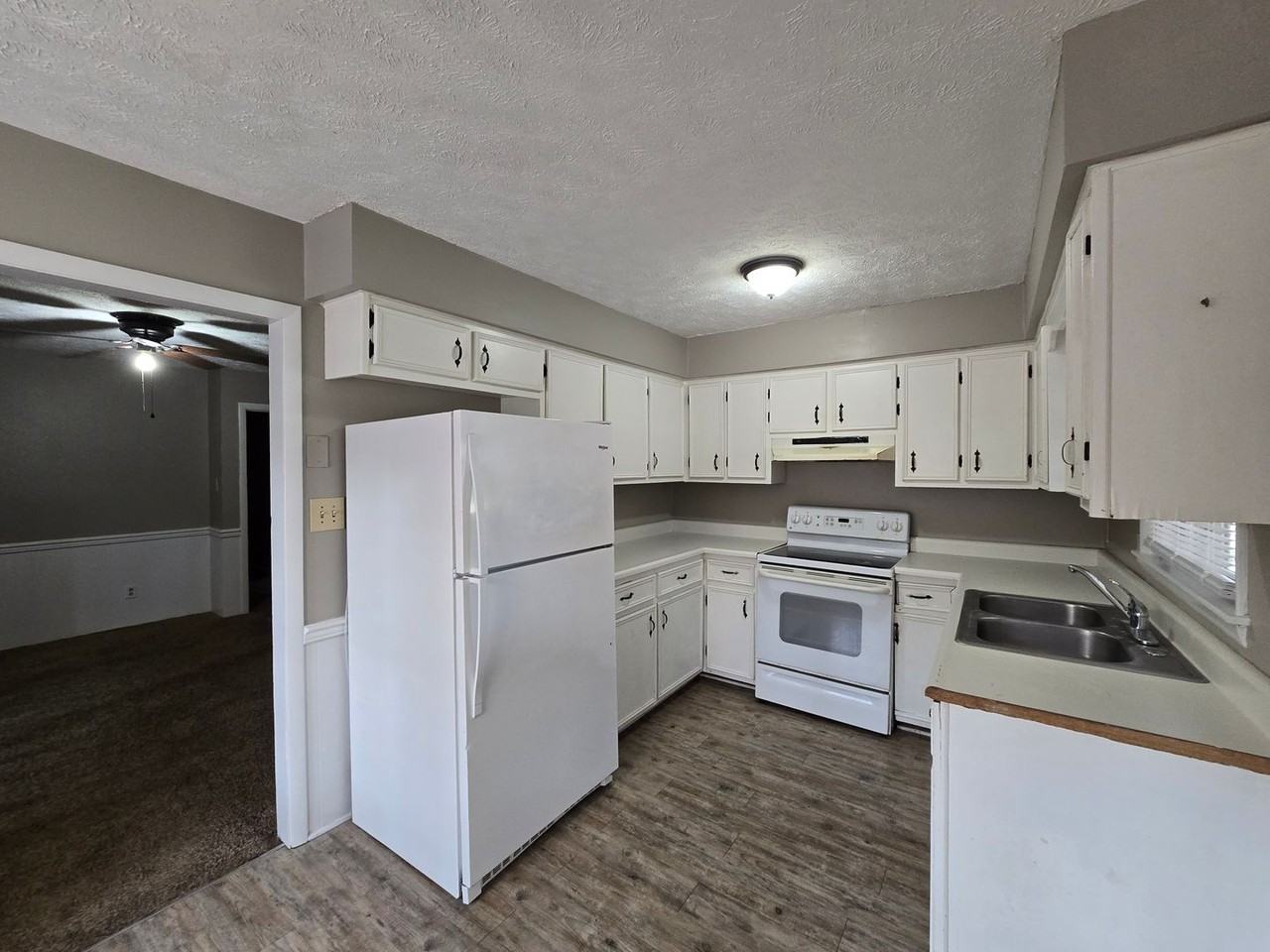 6003 Mcdougal Dr - Photo 5 of 16