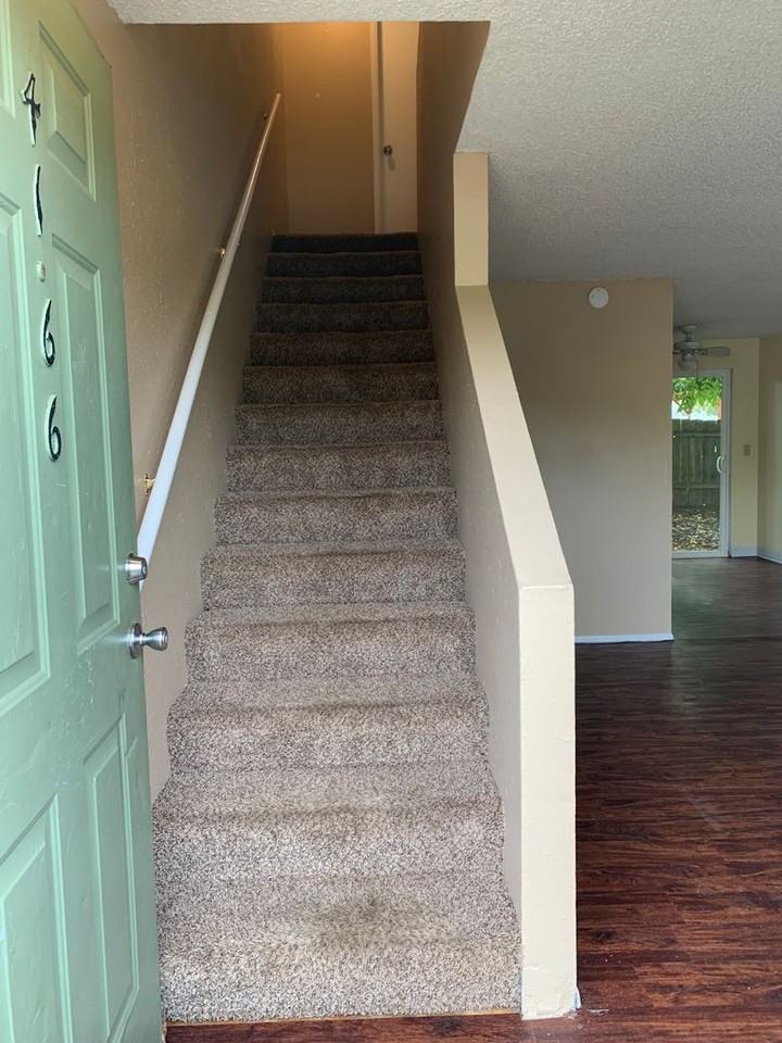 4166 Sw 170th Ave - Photo 2 of 10
