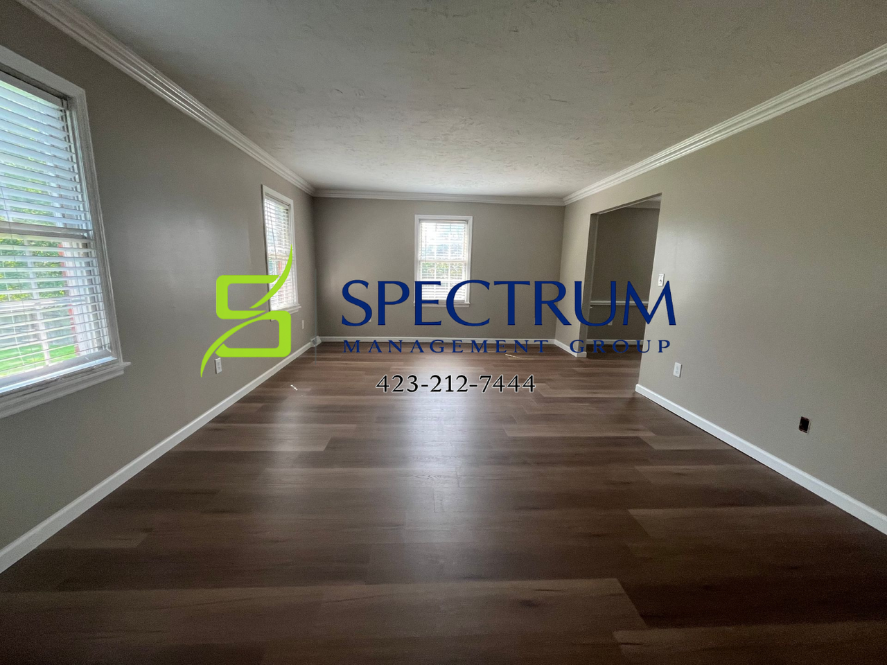 723 White Oak Cir - Photo 3 of 25