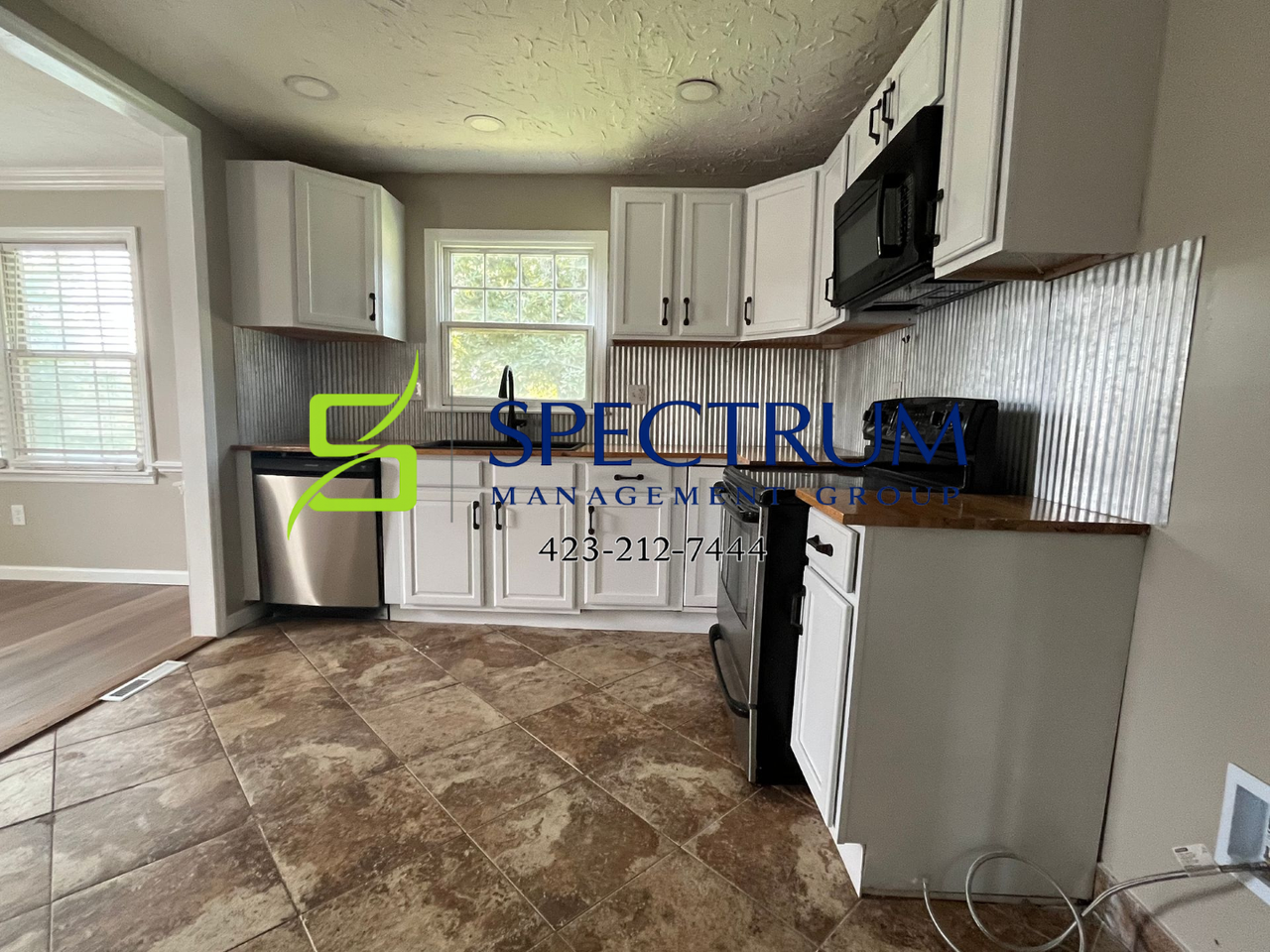 723 White Oak Cir - Photo 7 of 25