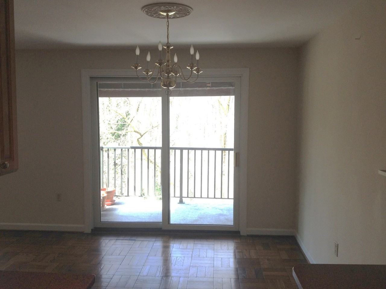 4114 Davis Pl Nw - Photo 5 of 9