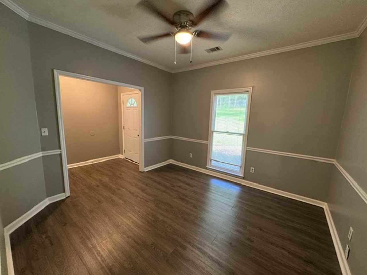 108 Wolverine Ct - Photo 3 of 12