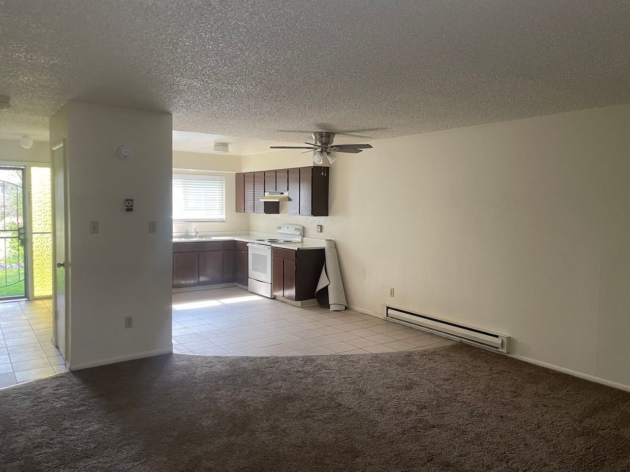 482 Smithridge Park - Photo 2 of 8