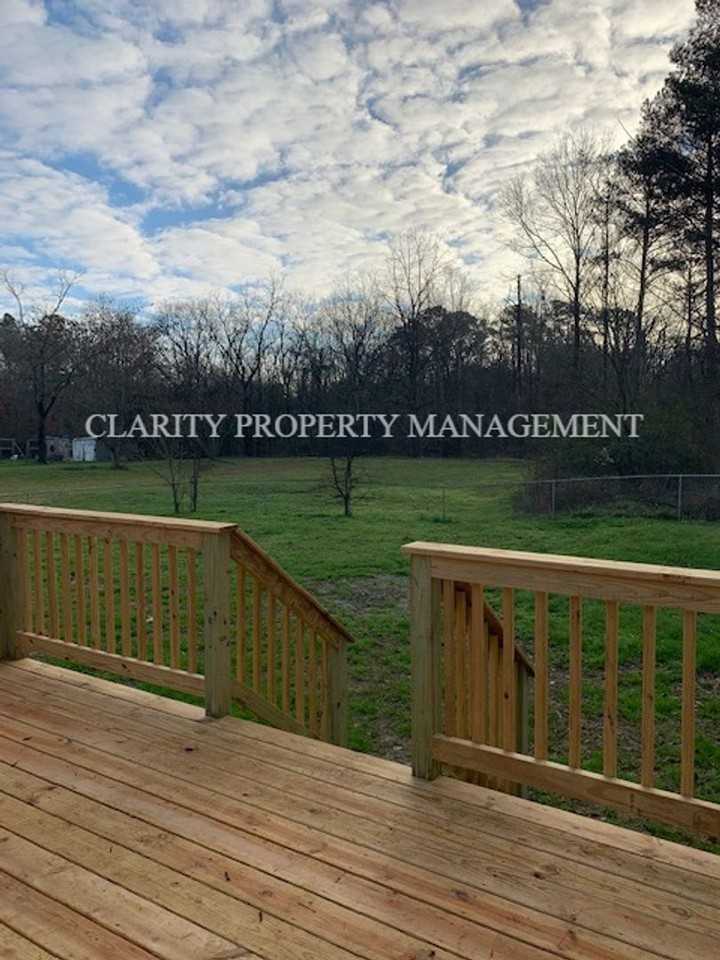 142 Byrd Rd Ne - Photo 4 of 17