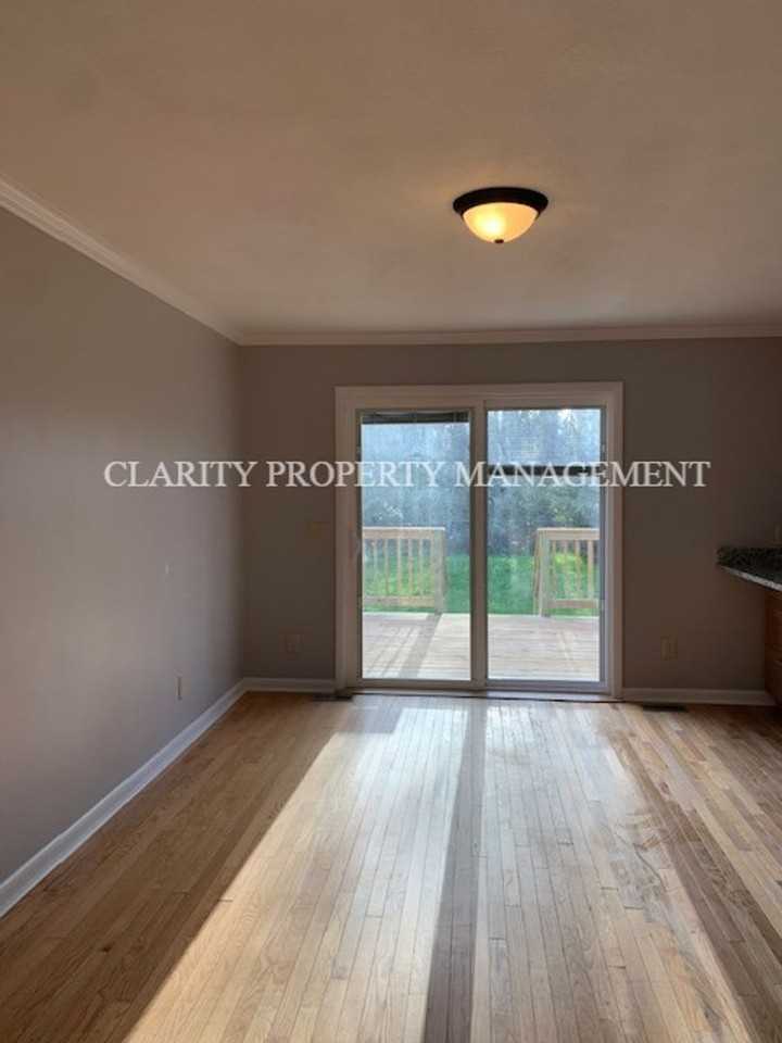 142 Byrd Rd Ne - Photo 6 of 17