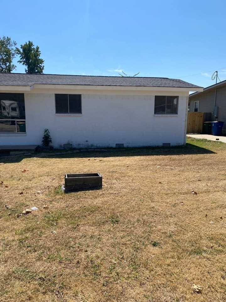 406 Harper Ln - Photo 2 of 26