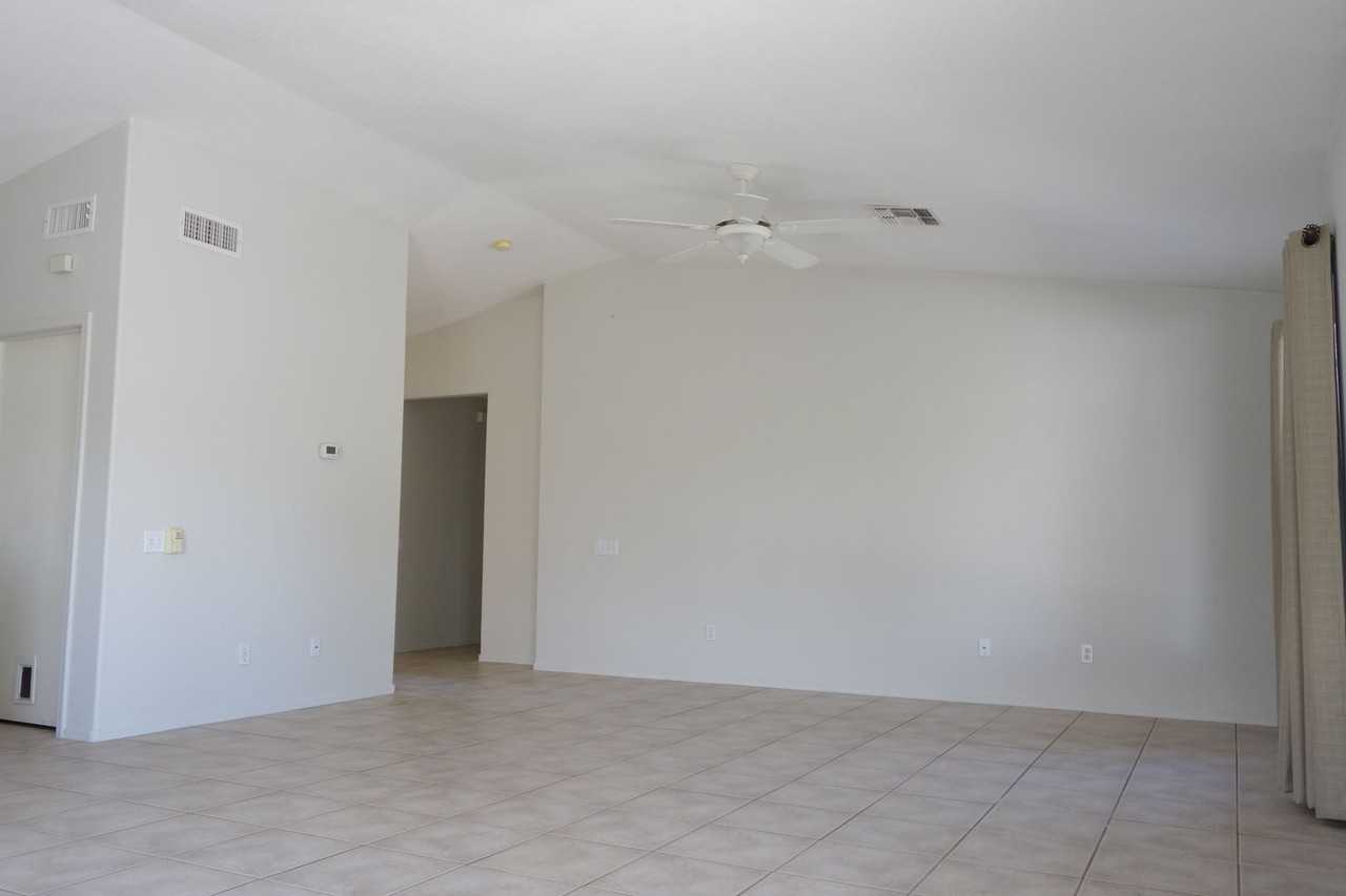 7744 W Rising Moon Way - Photo 4 of 15