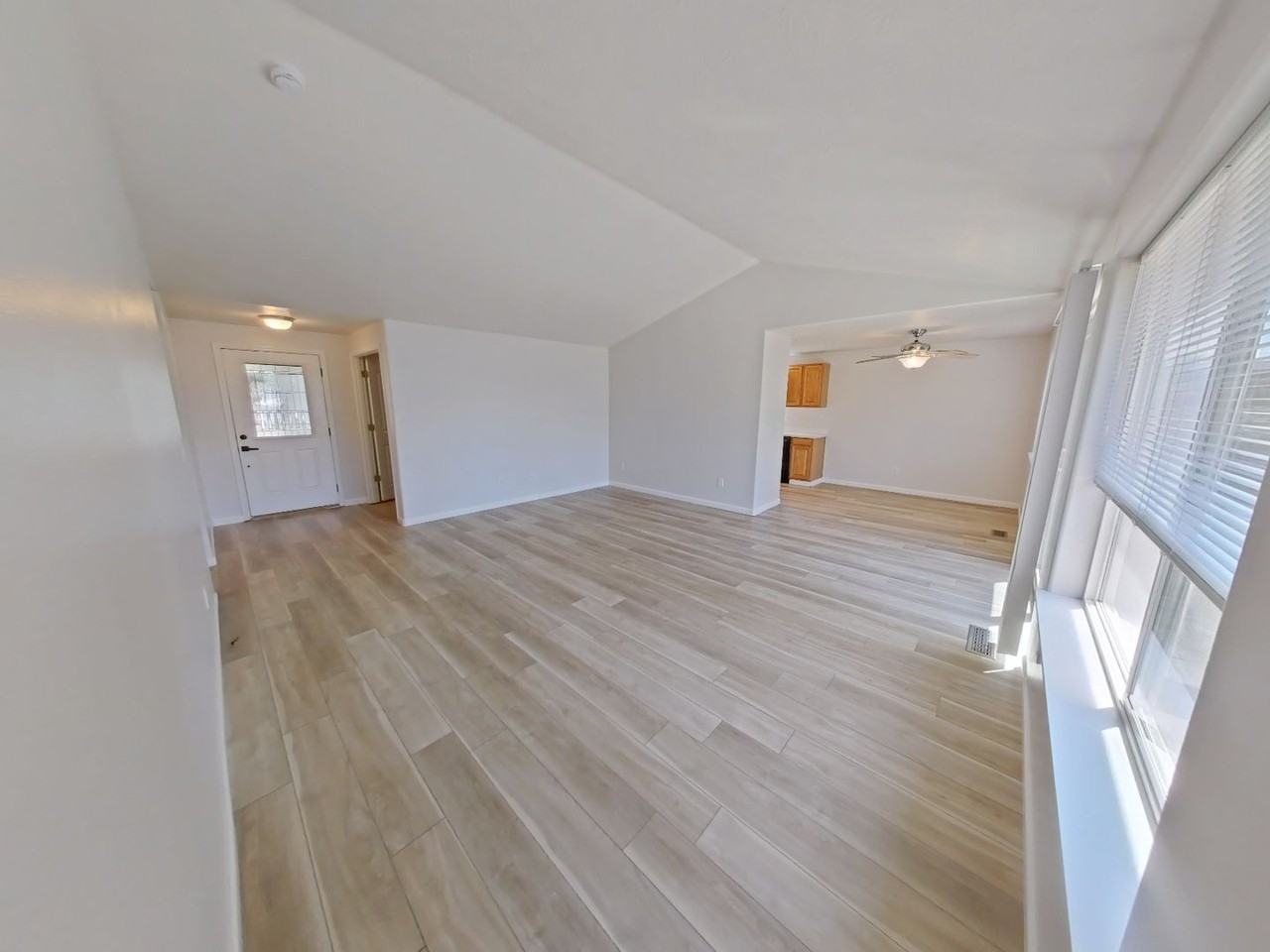 910 Arrow Leaf Ave - Photo 2 of 19