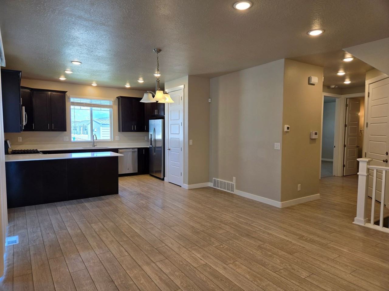 2422 N Penstemon Way - Photo 6 of 33