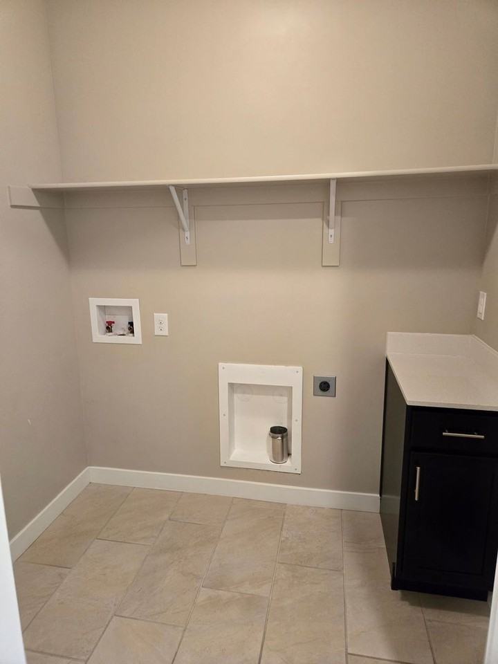 2422 N Penstemon Way - Photo 7 of 33