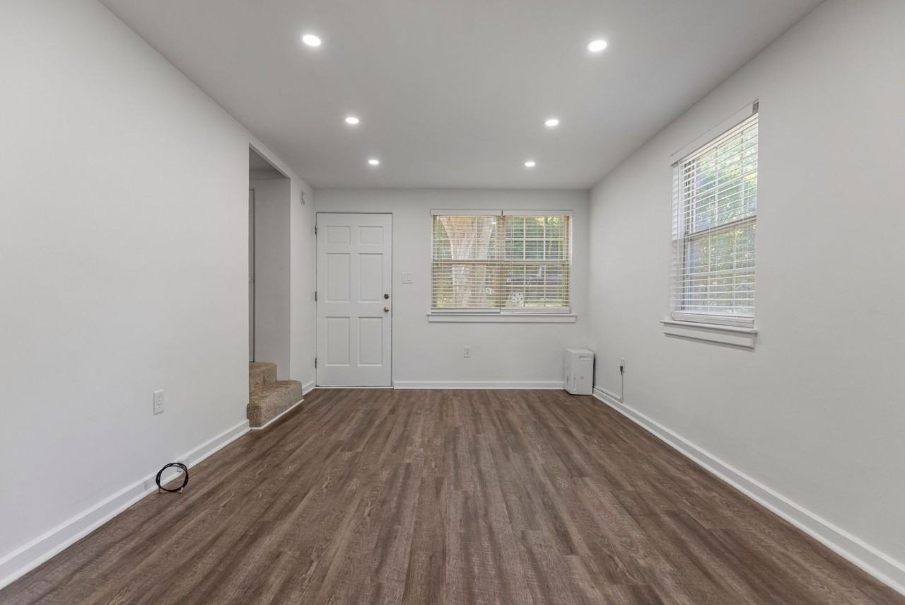 53 Faris Cir - Photo 7 of 32