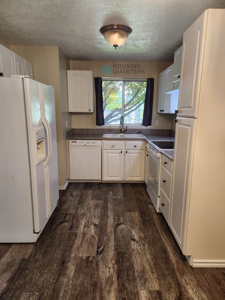 8612 N Mayfair St - Photo 6 of 15