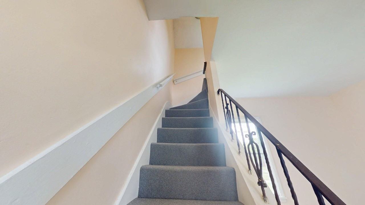 8200 Beman Ave - Photo 4 of 19