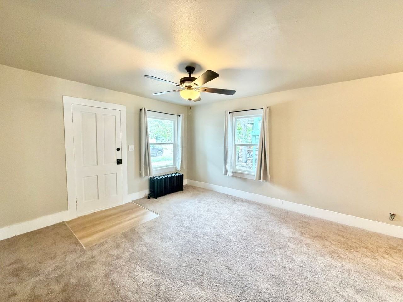 209 E Willamette Ave #209-1 - Photo 5 of 15