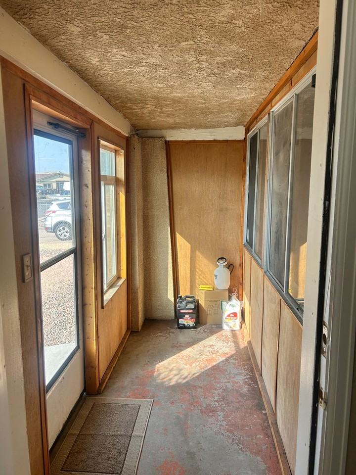88 Rose Dr - Photo 4 of 46