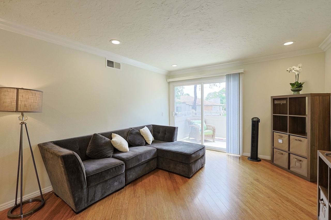 3157 Evening Way #D - Photo 3 of 32