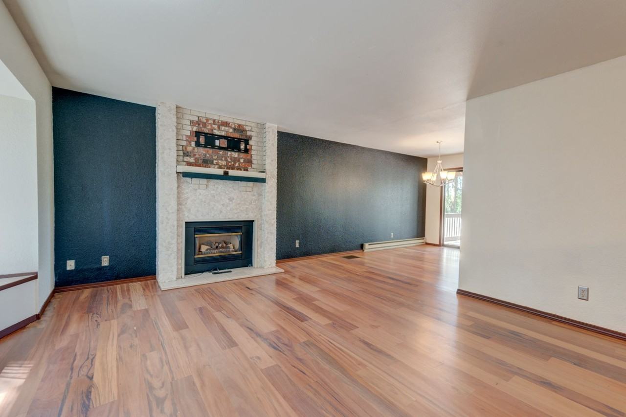 1638 Fern Pl - Photo 5 of 29