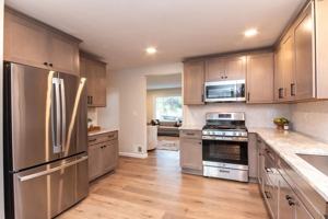 featured image of 1647 Sylvan Ave Se