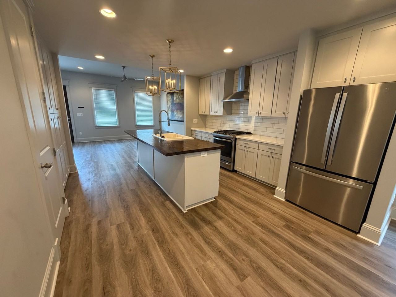 621 Hodges St - Photo 4 of 15