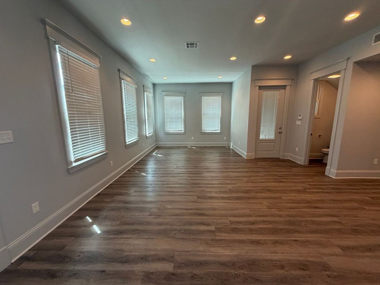 621 Hodges St - Photo 6 of 15