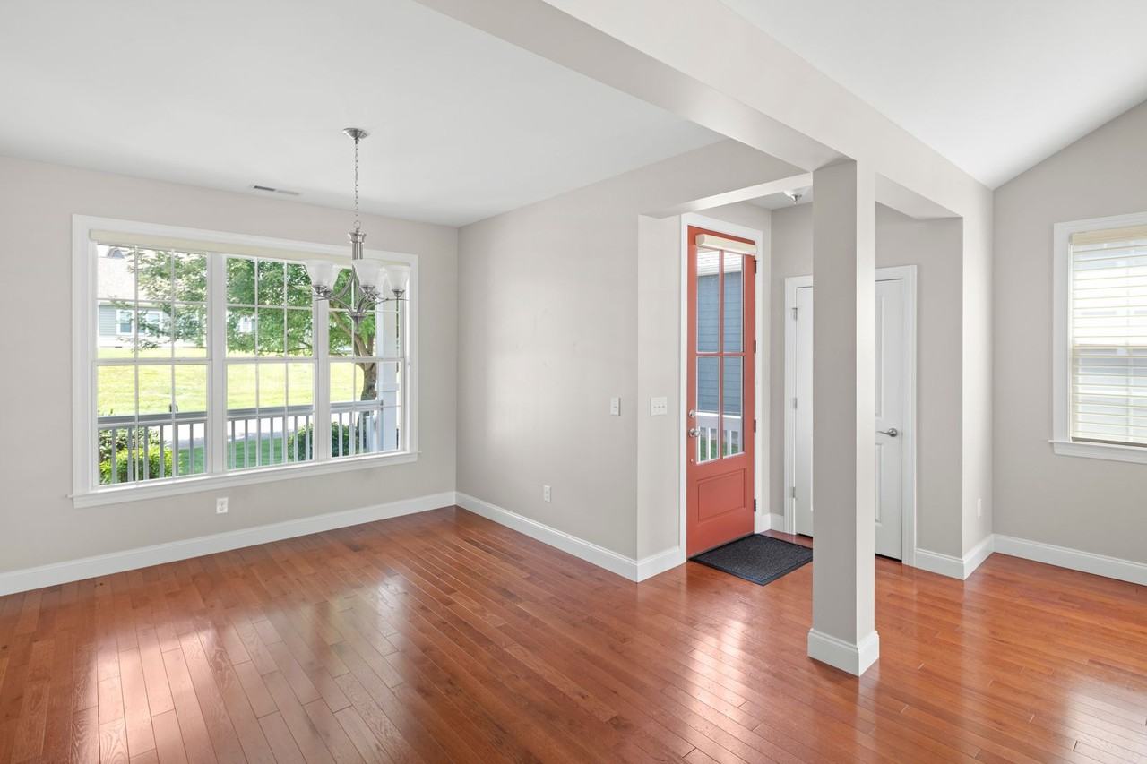 14 Rose Creek Rd - Photo 3 of 41