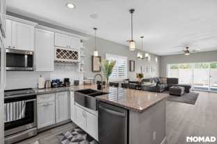 524 W Harwell Rd - Photo 1 of 1