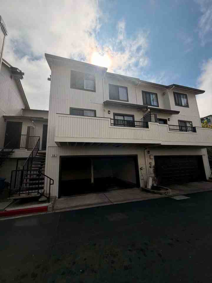 1 Frisbie St - Photo 2 of 33