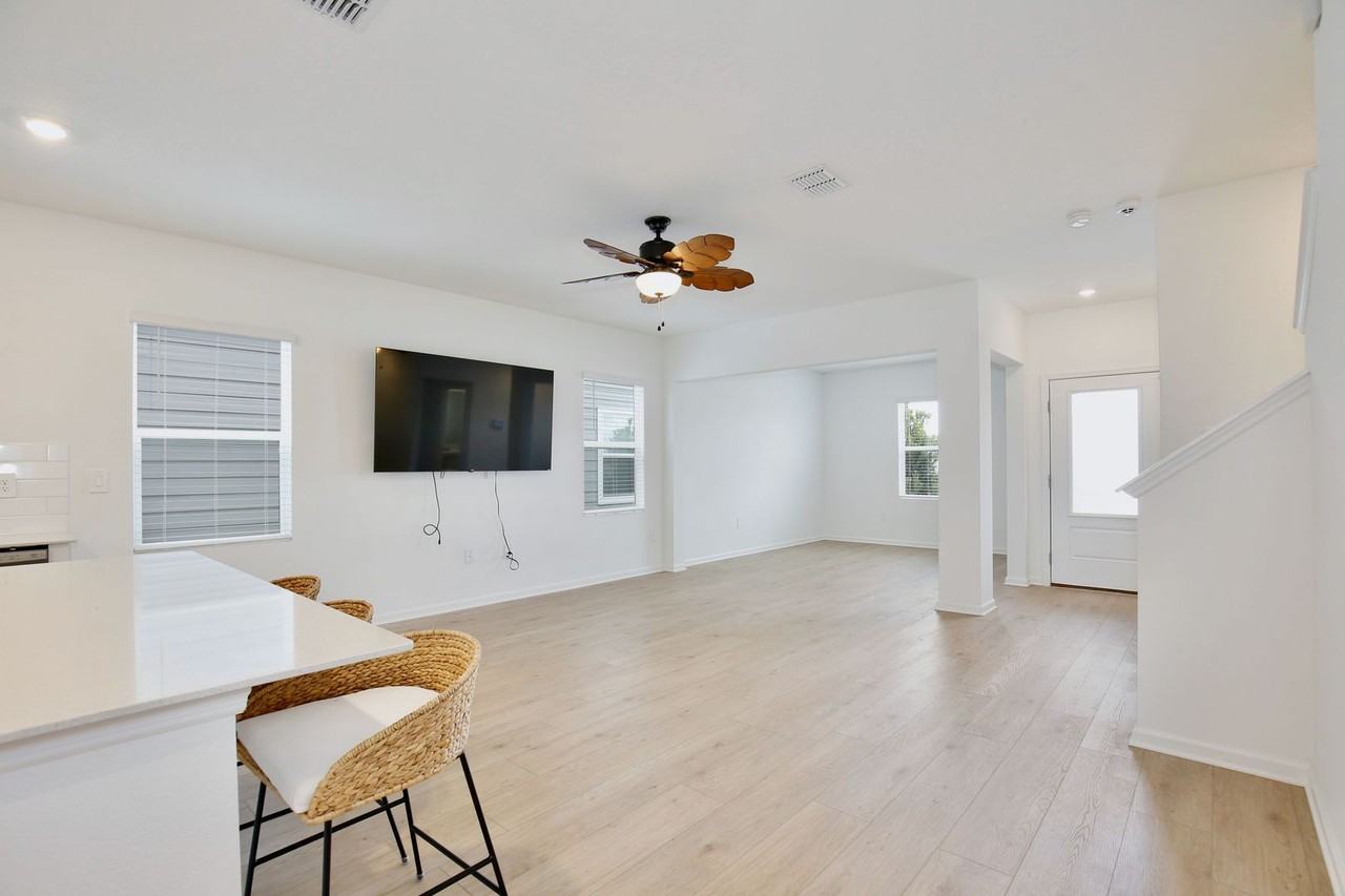 5187 Loyalty Dr - Photo 7 of 29