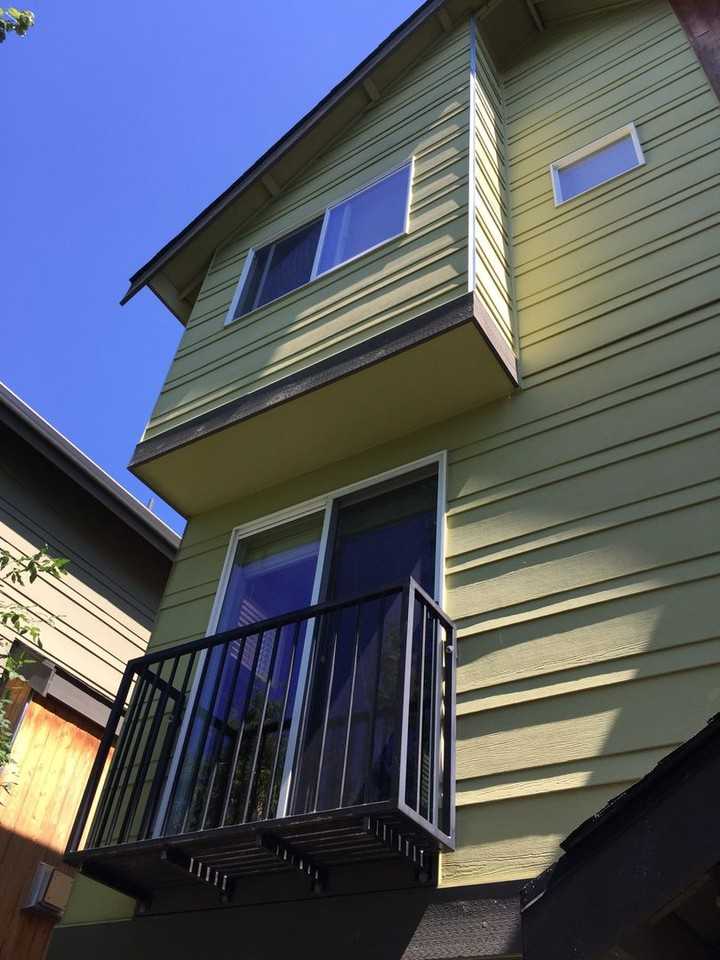12546 35th Ave Ne - Photo 6 of 16
