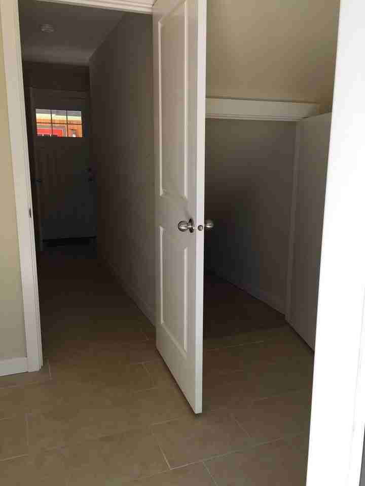 12546 35th Ave Ne - Photo 7 of 16