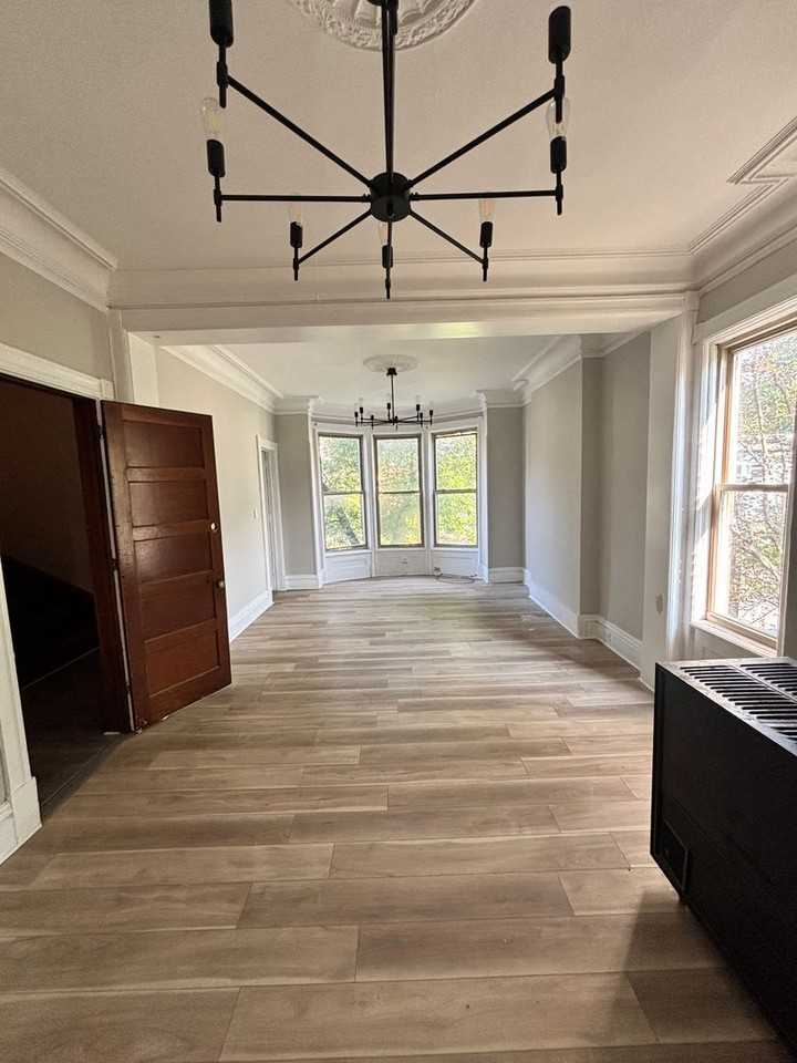 343 4th St - Photo 5 of 12