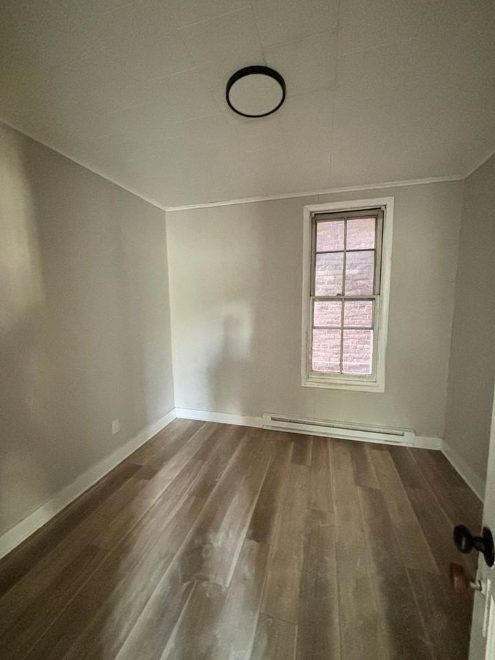 343 4th St - Photo 7 of 12