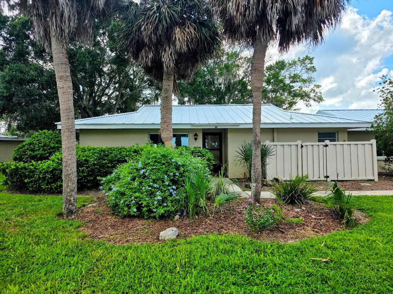11456 W Bayshore Dr - Photo 3 of 30