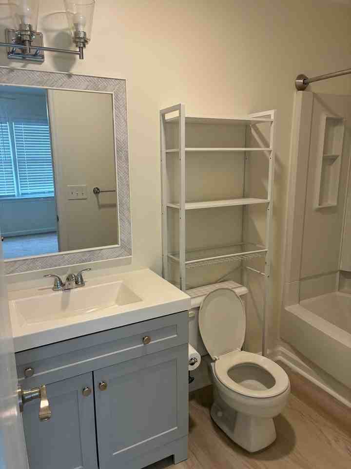 1813 Fox Sterling Dr - Photo 6 of 6