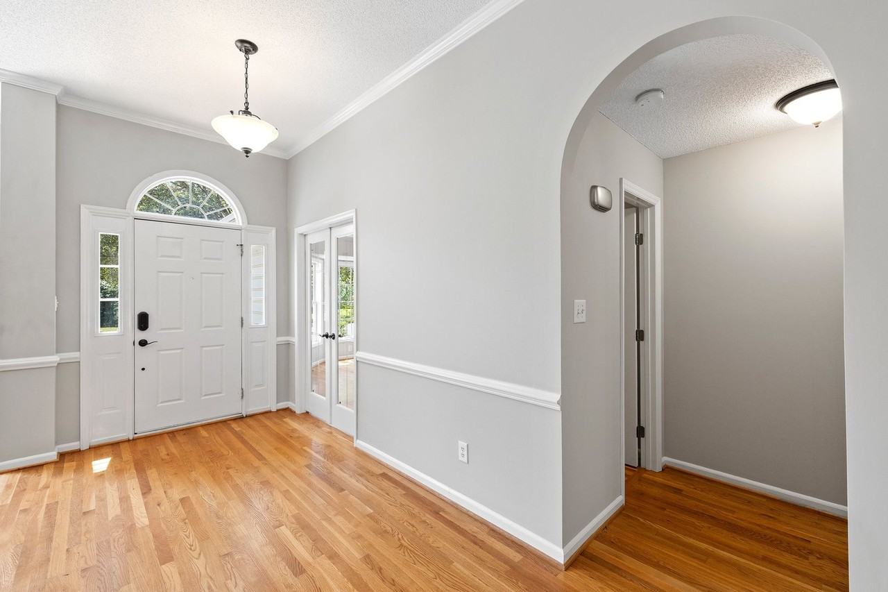 3425 Coach Lantern Ave - Photo 7 of 44