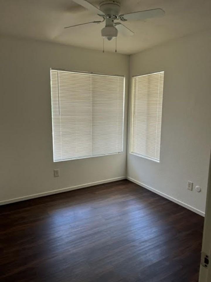 3527 Four Seasons Rd - Photo 6 of 19