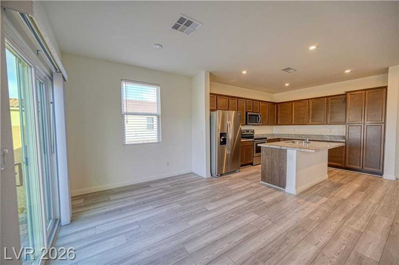 3602 E Umatilla Ave - Photo 7 of 12