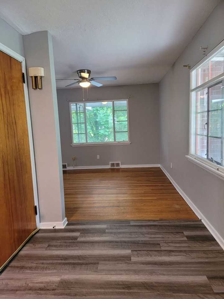 1460 Obey St - Photo 6 of 17