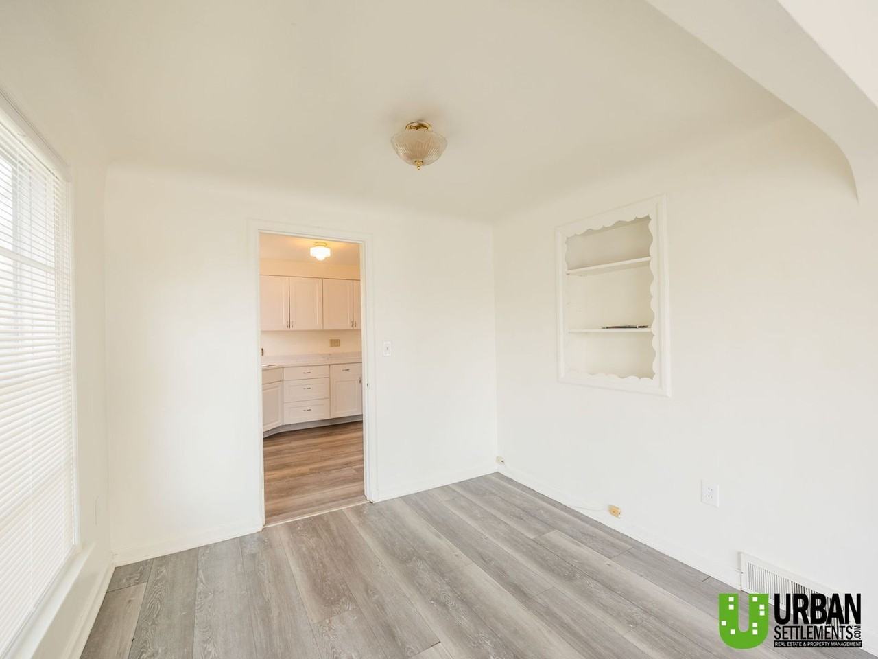 2427 W Walton Ave - Photo 3 of 19